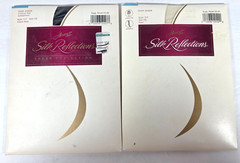 Lot 2 Hanes Silk Reflections Sheer Pantyhose Sz CD Pearl Navy Sandlefoot CT 717