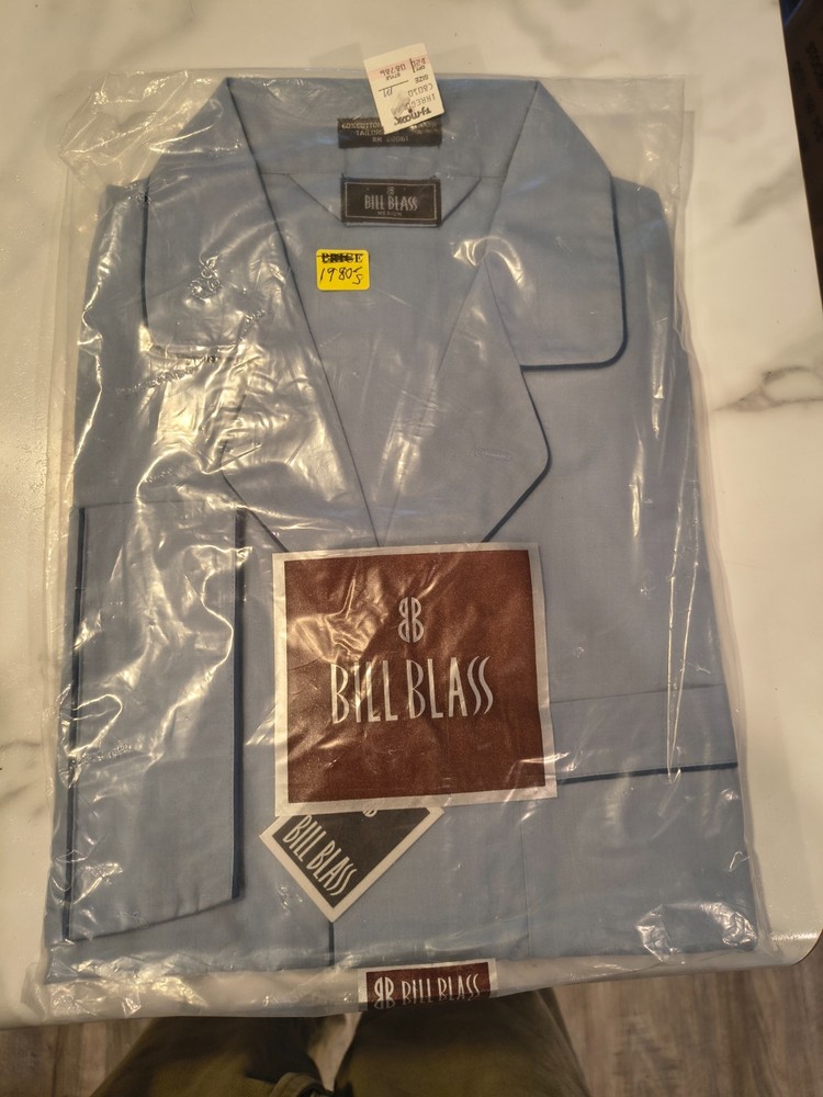 Classic vintage Pajamas by BILL BLASS 80’s. never worn w/tags.