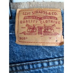 RARE Blank Red Tab Vintage Levi’s 505 Straight Leg May 2002