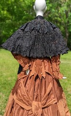 VICTORIAN 19TH C BLACK LACE + JET CAPE W FLORAL SILK LINING