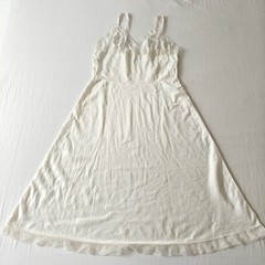 Vintage Heavenly Lingerie Ivory White Lace Trim Full Slip Dress Adjustable Strap
