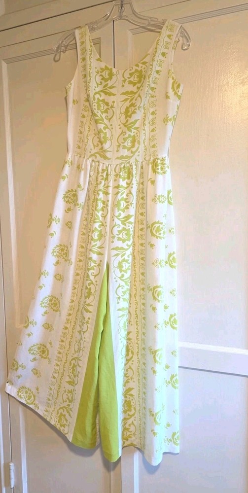 (S) Vintage 1960s Split Skirt Mod Dress White Green Rayon Blend Cute! Pockets