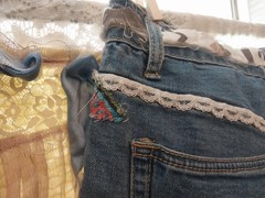 Vtg FRINGE CROCHET REWORKED ART TO WEAR DENIM SHORTS PATCHWORK BOHO HIPPY S