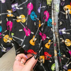 Roughrider by Circle T Vintage Guitar Print Western Tie Back Crop Shirt Black L