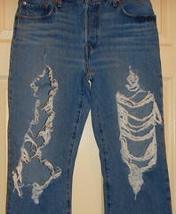 Levi’s 501 90’s Button Fly Blue Jeans Women 30 x 28 Destroyed Front