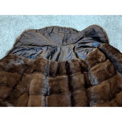 Pinneke Furs Womens Brown Vintage Mink Fur Wrap Capelet Monogrammed MCM 4 Pocket