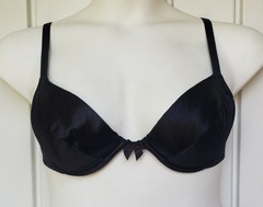 Vintage Victorias Secret Satin Second Skin Plunge Push-Up Bra Size 38B Black