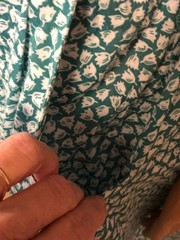 Darian Petites Knit Polyester Vintage Dress Size 8 Short Sleeves Floral Tulips