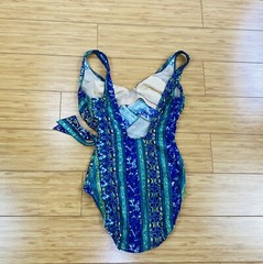 Vintage Cole of California Green Blue White Multicolor Swimsuit Size 8. 60s 70s