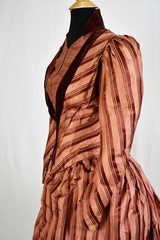 VICTORIAN FRENCH 2 PIECE VISITING DRESS WITH PARIS LABEL, 1890s