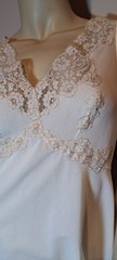 Vtg 70s Van Raalte Off White Slip Like Sexy Nightgown Ecru Lace Med 34 Euc