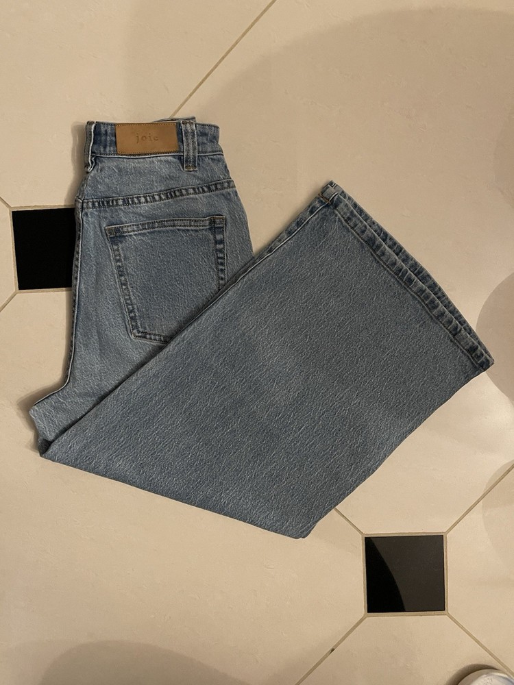 Joie Women’s Classic Denim Straight Leg Medium High Waist Jeans. Size 24