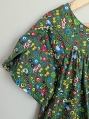 Vtg 60s Novelty Print House Dress Muumuu CHARMING Fabric Retro Farm S Pristine