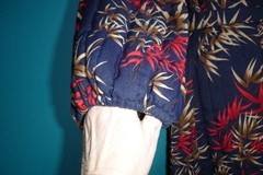 Vtg 70s Quilted Zip Front Robe Navy W/ Red Tan Bamboo Print Sz M/L