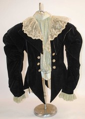 VICTORIAN BLACK VELVET BODICE JACKET CIRCA 1890s, LABEL