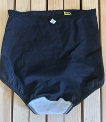 2 units of NOS Basic Unbranded Shapewear Panties sz 40