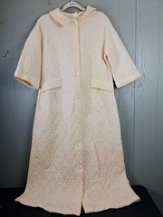 Vintage 60s Quilted House Robe Full Length Cottagecore Cream Color Granny LONG