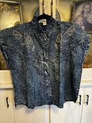 80s 90s Blu Sapphire Acid Wash Bedazzled Short Sleeve Jean Shirt Shoulder Pads M