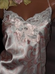 VTG SATIN SHINY APLQ PINK SWIRL FLORAL SPAGHETTI STRAP CAMI TANK TOP SHIRT S/M
