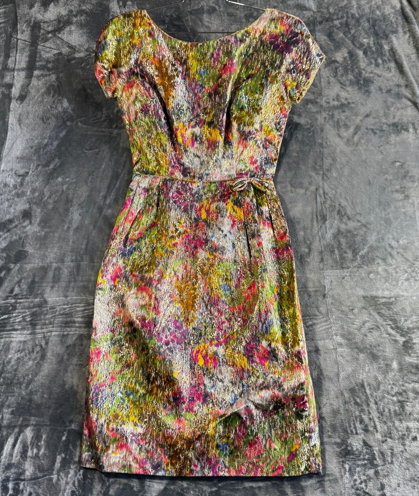 GLAMOUR COUTURE QUALITY VINTAGE 1950’S FLORAL GOLD LAME BROCADE PARTY DRESS