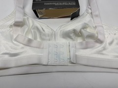 Vintage Playtex bra 38c Eighteen Hour Comfort Stretch Soft Cup #4844 White 0021