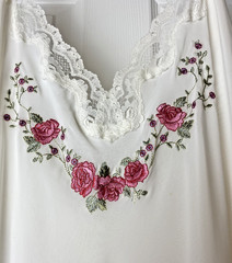 VTG California Dynasty Ivory Nightgown Lace Embroidered Rose Bridal Honeymoon XL