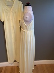 Vtg SHADOWLINE Nylon Satiny Silky Nightgown Peignoir Robe Long SET 2pc Medium
