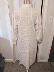 Vtg. Vandemere Cotton Floral Robe Lace Embroidery Snap Front L Granny Cottage
