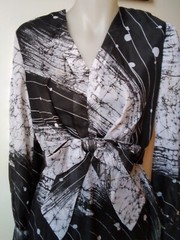 Judy Ann fab BLK/wte Chiffon Maxi.Size SSW.86cm B,W70cm,Hip Free