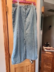 Liz Wear Vtg. Long Denim Skirt, Size 12, Button Front, Belt Loops, Med Wash