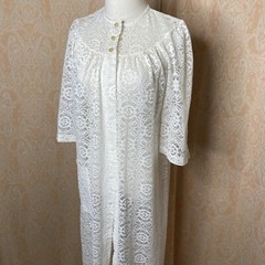 Vintage Action Scene By Rose Marie Reid White Lace House Dress Cover Up
