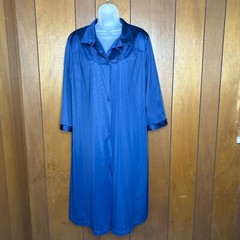 Vintage 70s Vanity Fair Blue Satin Robe Large Made USA 42” Long Romantic Retro
