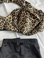 Vtg Bra Delicates UW Leopard 36D & Black Vanity Fair Second Skin Satin Brief 7 L