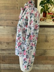 Vintage 1970’s Romantic Floral Bow Neck Tie Button Front Blouse Sz Medium