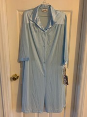 NWT Vintage Vanity Pale Blue Nylon Robe Size Misses Medium, 3/4 Length Sleeves